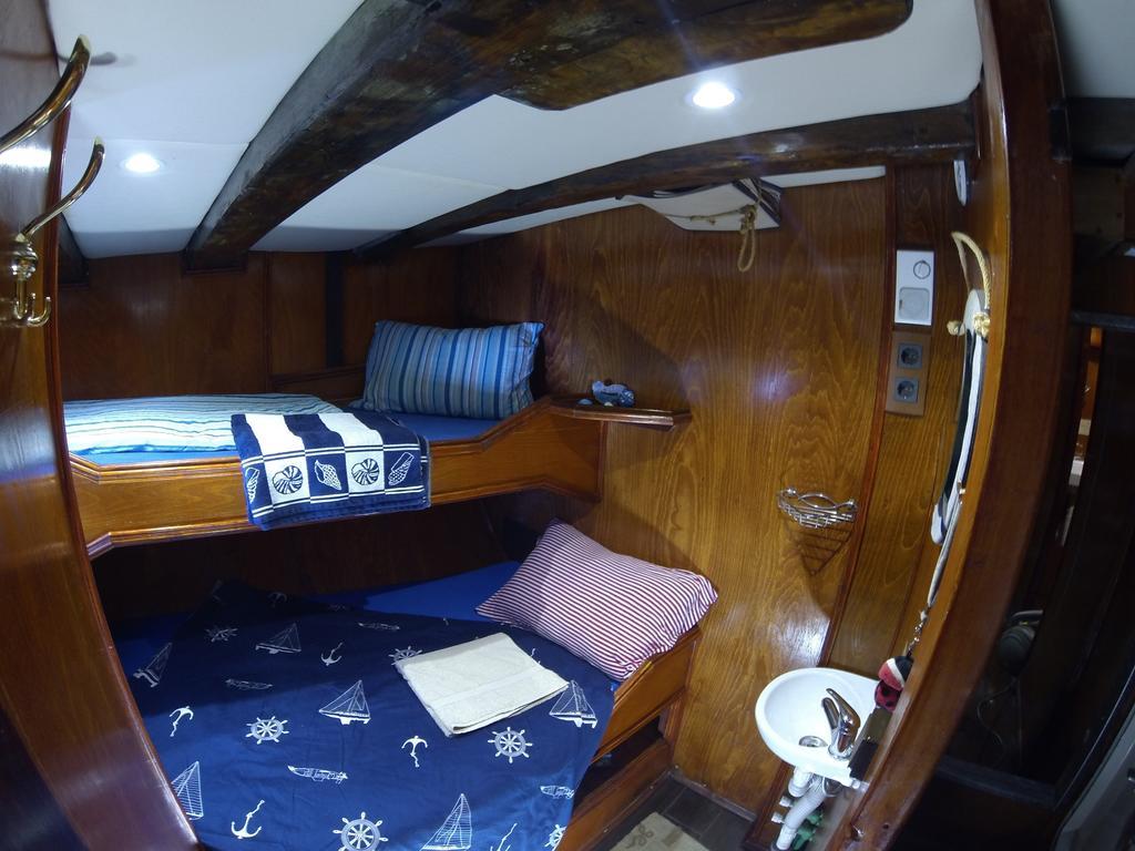 Boat Ms Cutty Jean Hotel Sliema Room photo