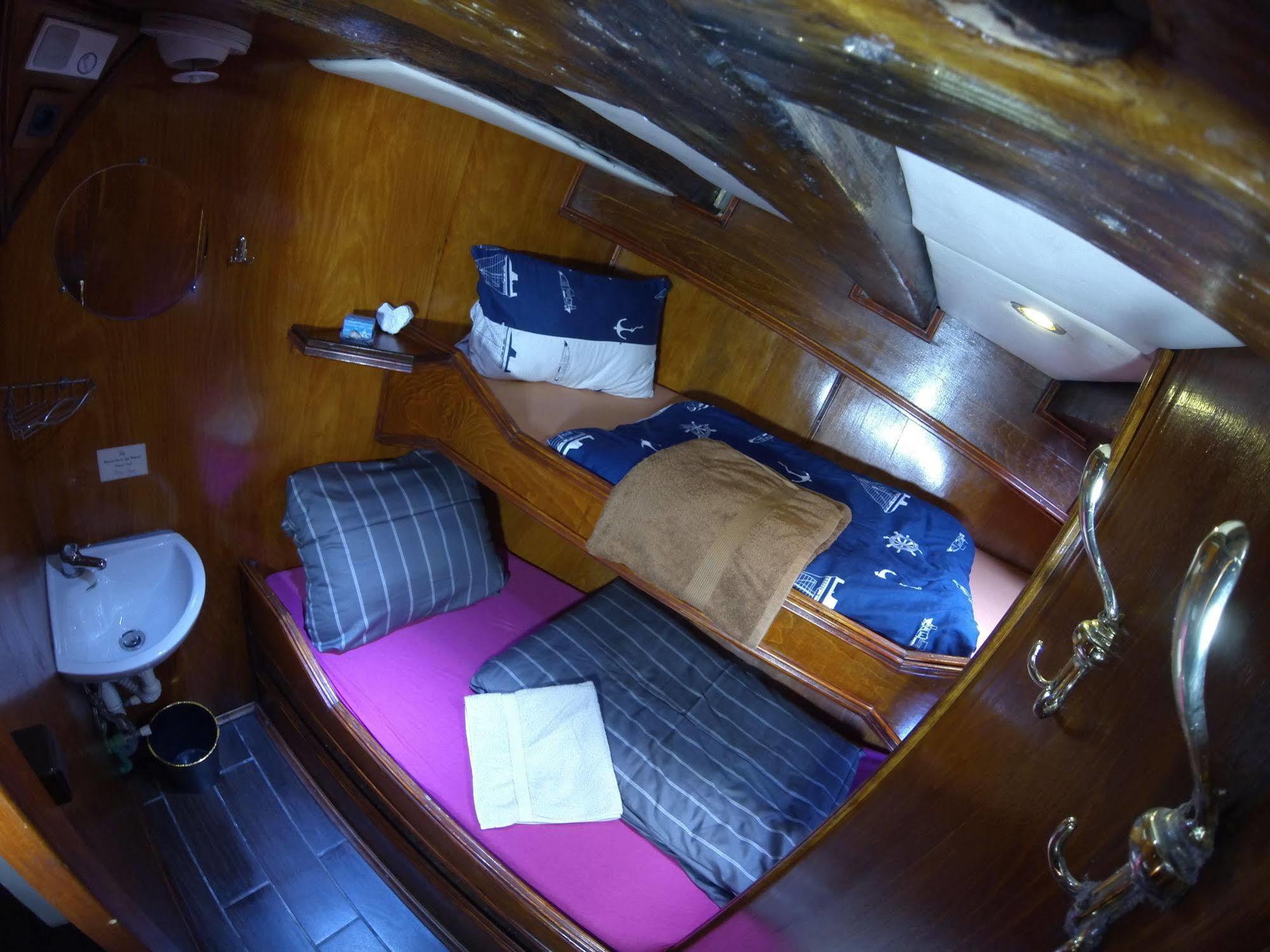 Boat Ms Cutty Jean Hotel Sliema Exterior photo